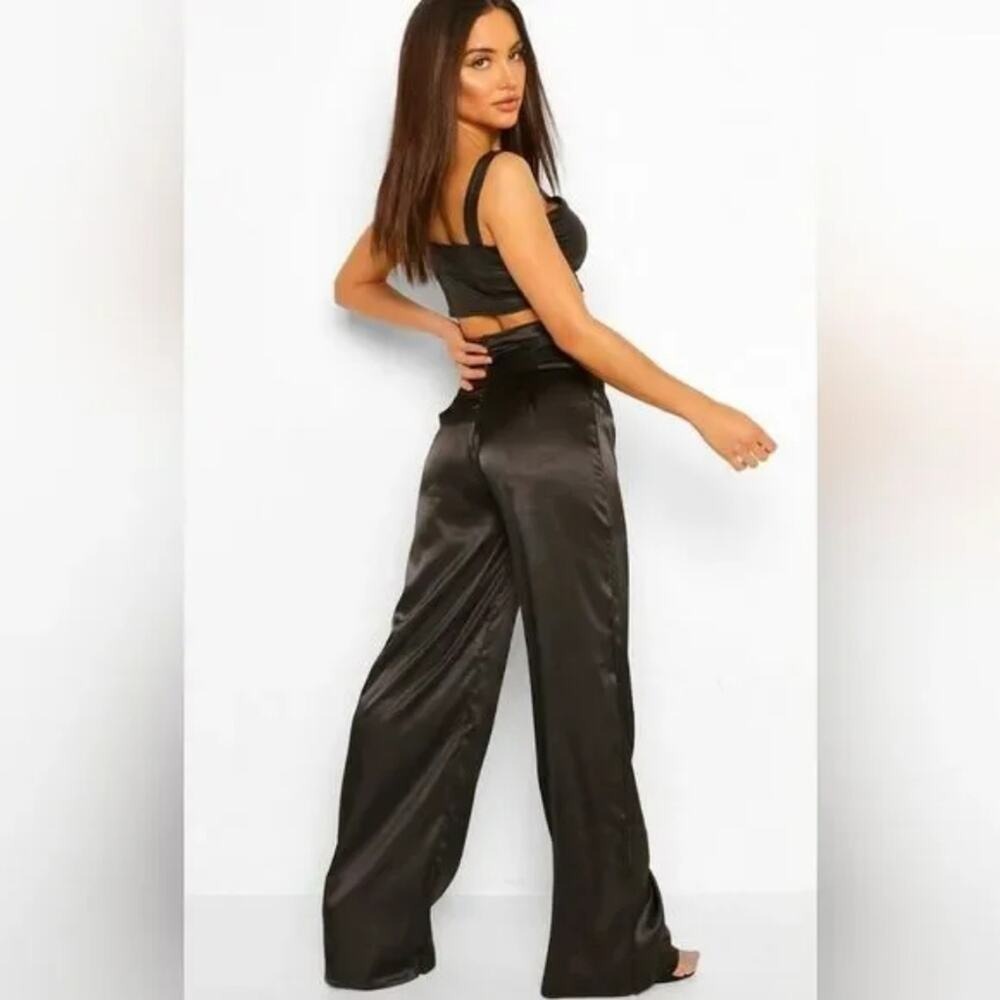 House of Harlow 1960 x Revolve 2pc satin bustier and wide leg jeweled pants Med